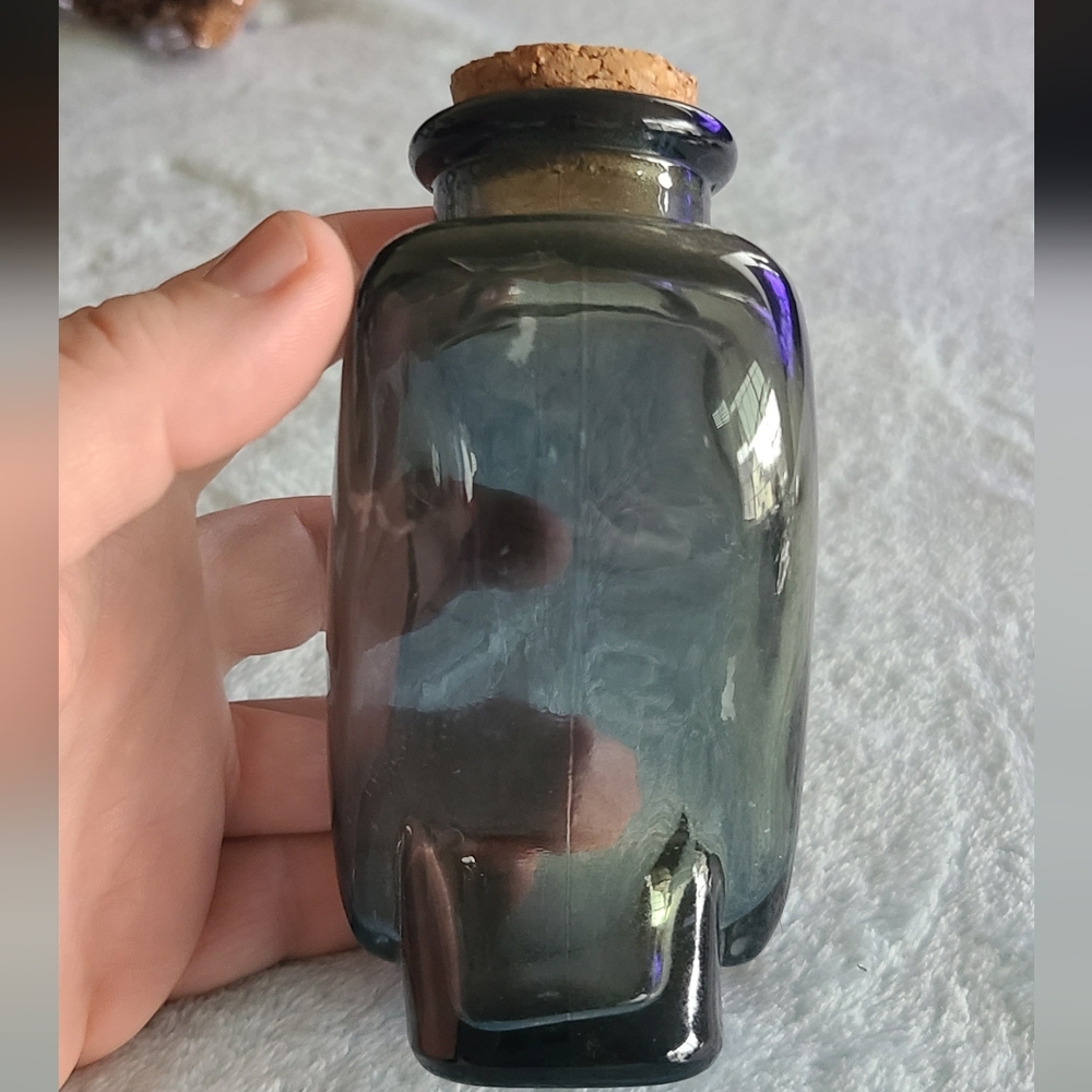 Vintage Heart-Shaped Glass Bottle with Cork - Smoky Blue - Picture 4 of 12